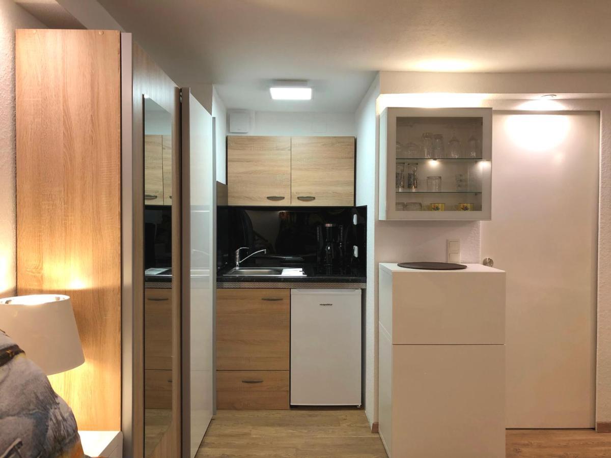 Ferienwohnung Apartment Dettum Mit Eigenem Bad, Kochnische Und Wintergarten Екстер'єр фото