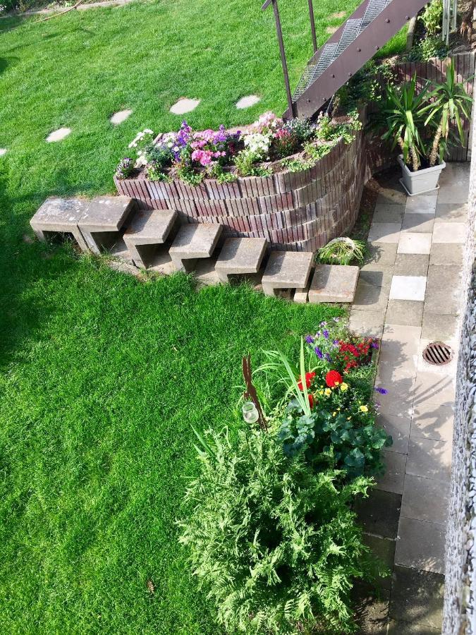 Ferienwohnung Apartment Dettum Mit Eigenem Bad, Kochnische Und Wintergarten Екстер'єр фото