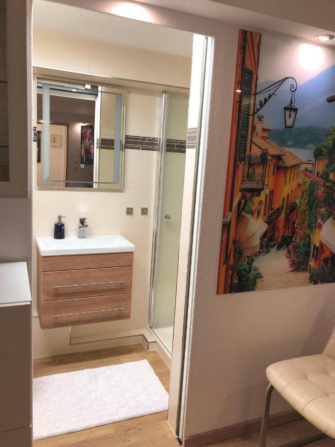Ferienwohnung Apartment Dettum Mit Eigenem Bad, Kochnische Und Wintergarten Екстер'єр фото