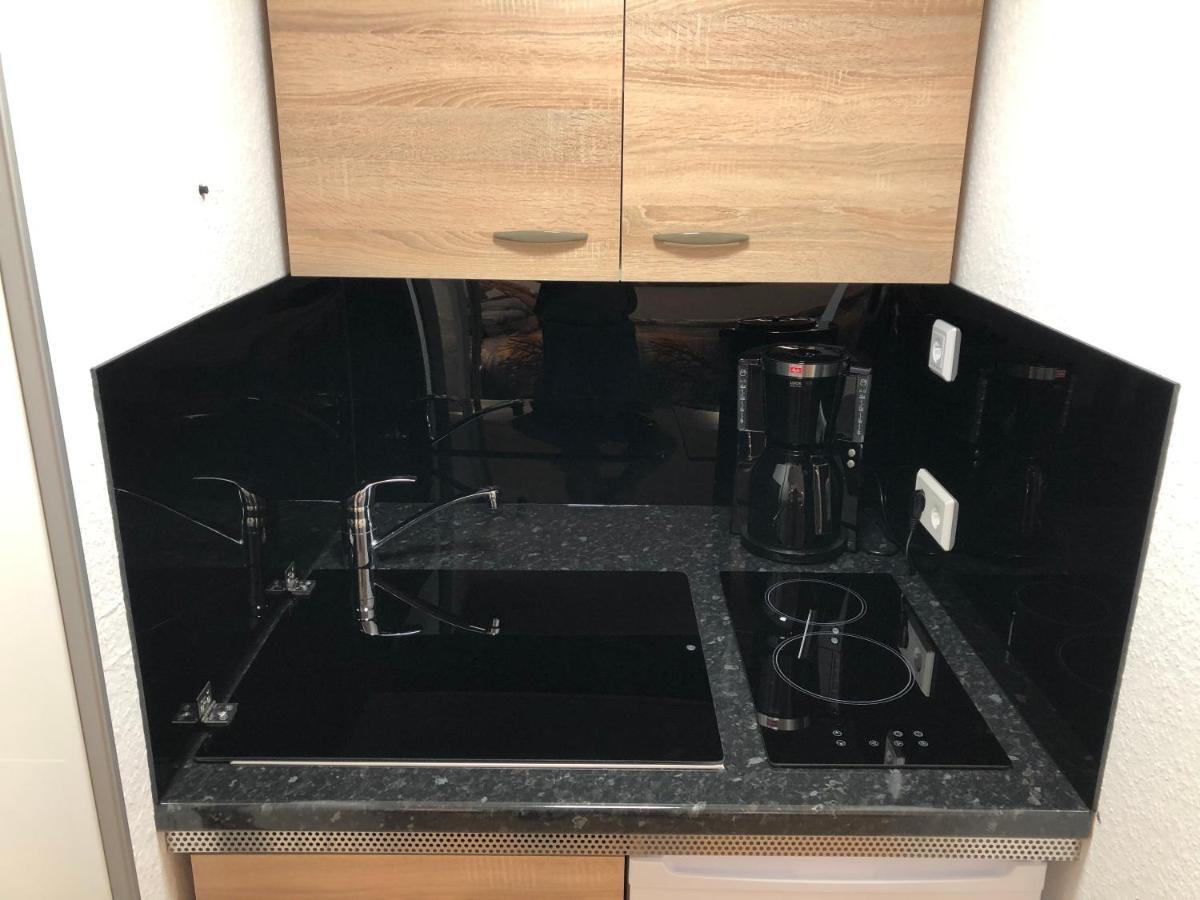 Ferienwohnung Apartment Dettum Mit Eigenem Bad, Kochnische Und Wintergarten Екстер'єр фото